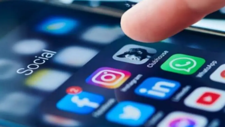 ¿Te pueden bloquear WhatsApp o tu banca móvil? Estas aplicaciones podrían verse afectadas si suspenden tu línea telefónica