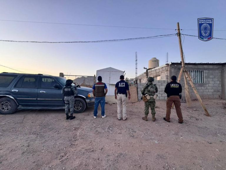 Rescatan a 37 perros tras cateos por maltrato animal en Ciudad Juárez