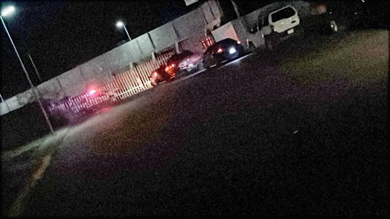 REPORTAN MOVILIZACIÓN EN EL PUENTE INTERNACIONAL OJINAGA-PRESIDIO.UN MASCULINO HABRÍA INTENTADO SUICIDARSE AVENTANDOSE DEL PUENTE.