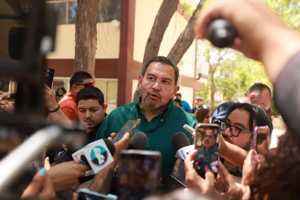 Solicitará el Presidente Cruz Pérez Cuéllar licencia para retirarse del cargo