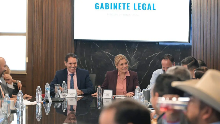 Revisa Maru Campos avances de obras y programas prioritarios en reunión de gabinete